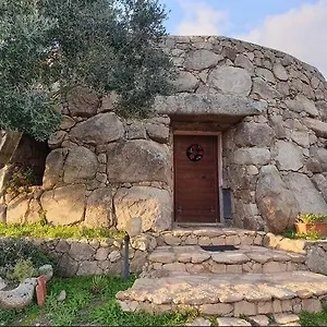 Il Nuraghe Del Coghinas Bed & Breakfast