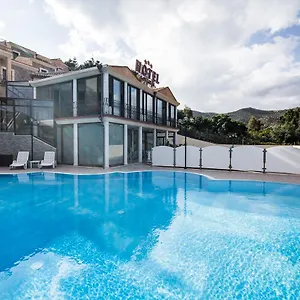 Solanas Hotel